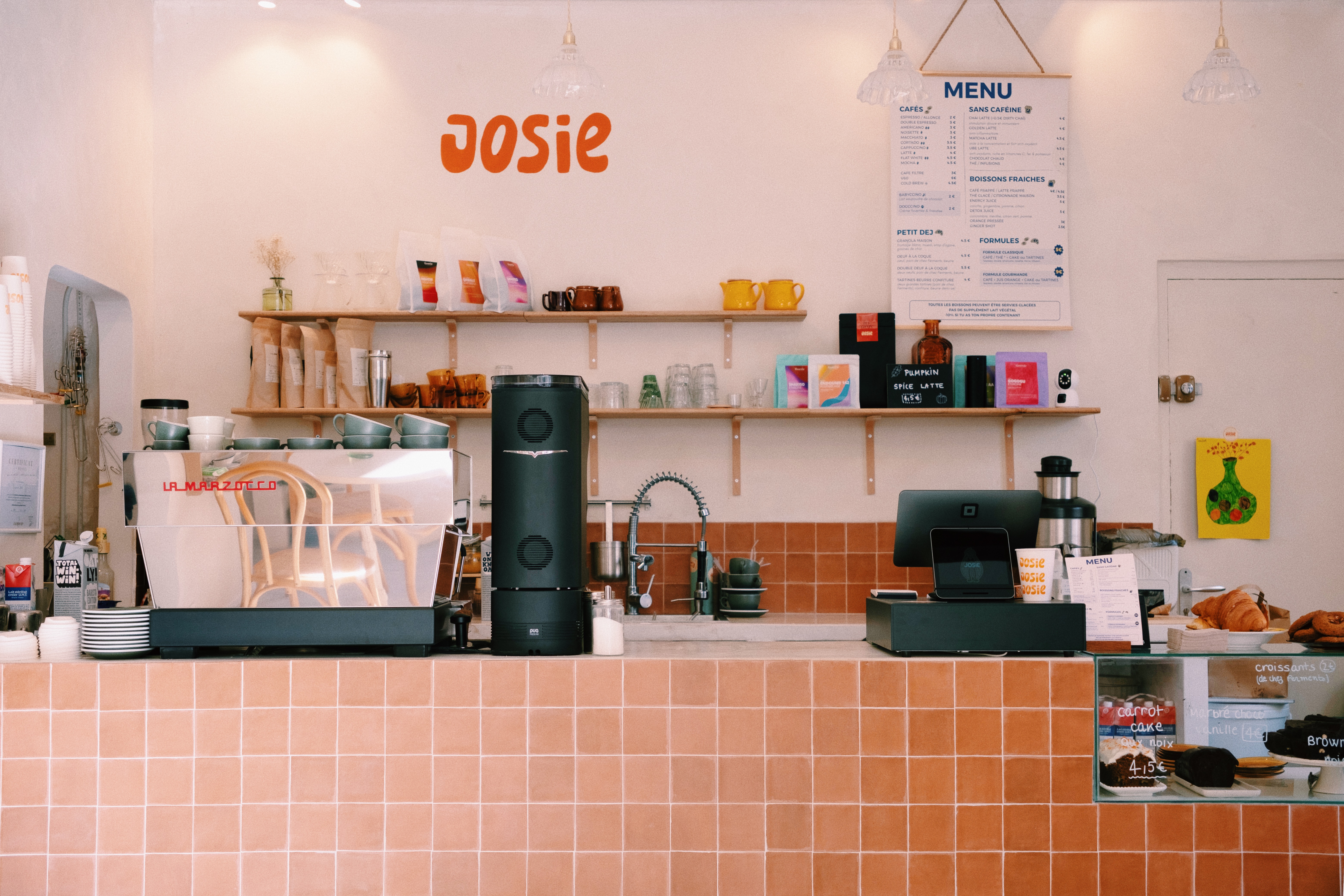 Josie coffee shop Marseille comptoir