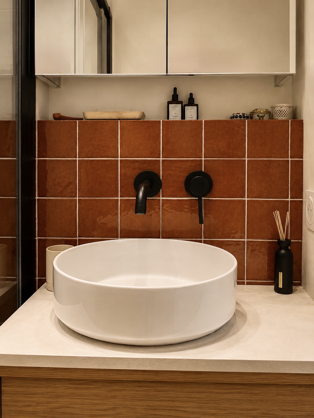 Salle de bain rénovation Myrha Paris 18