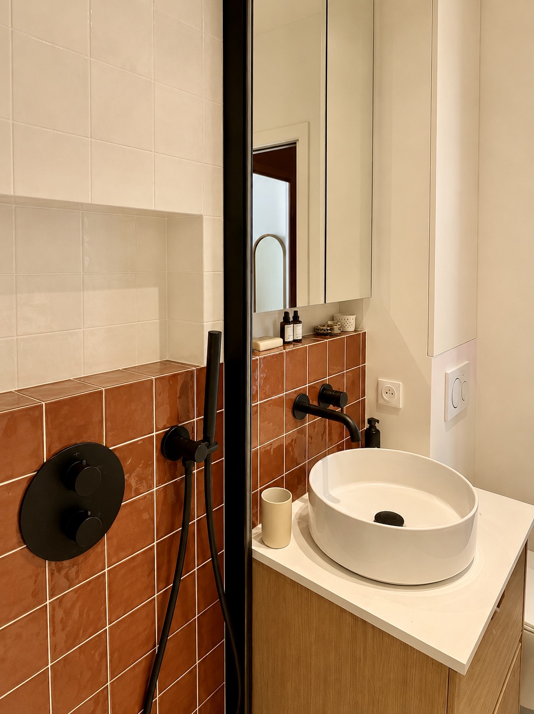 Salle de bain rénovation Myrha Paris 18